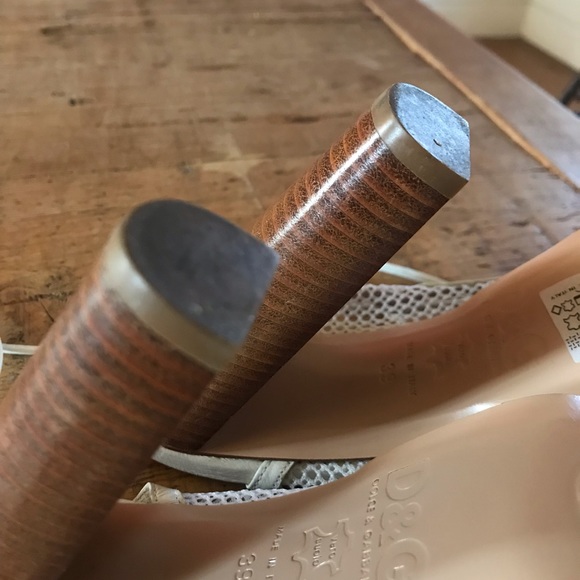 D&G platform lace up heels - Picture 8 of 10